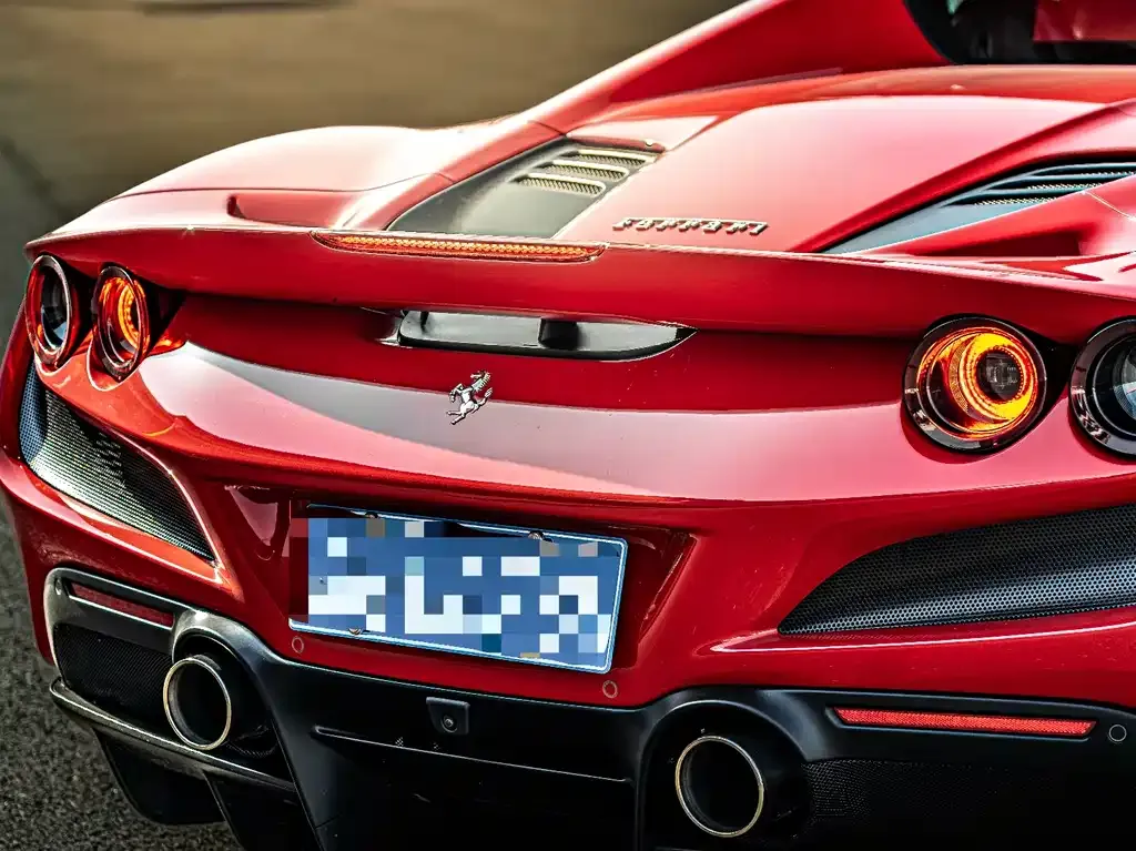 Ferrari F8 — фото 2