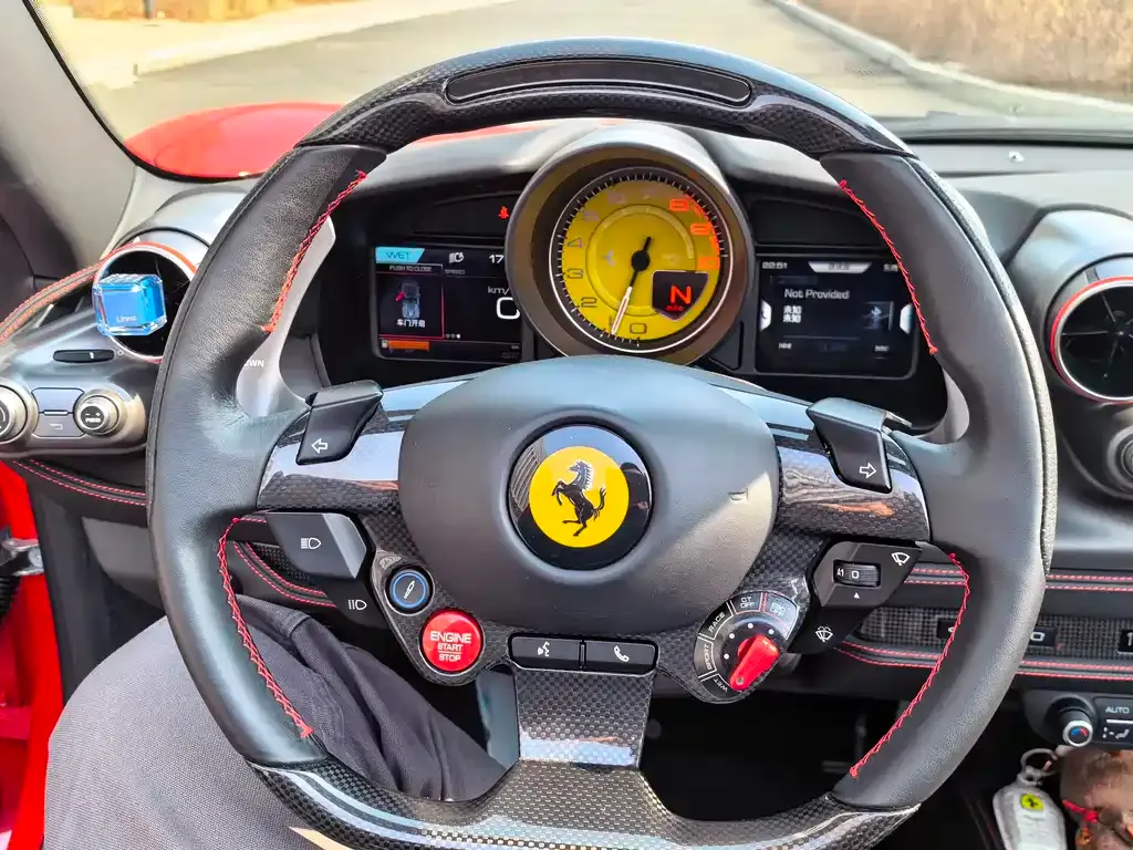 Ferrari F8 — фото 3