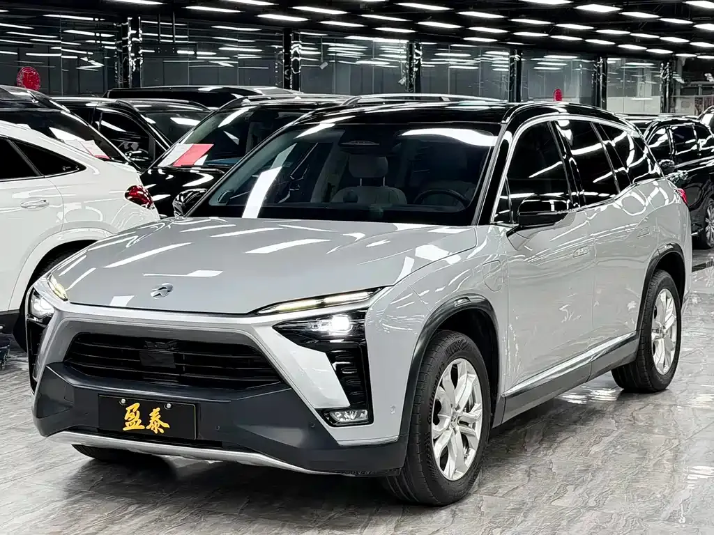 NIO ES8 — фото 1