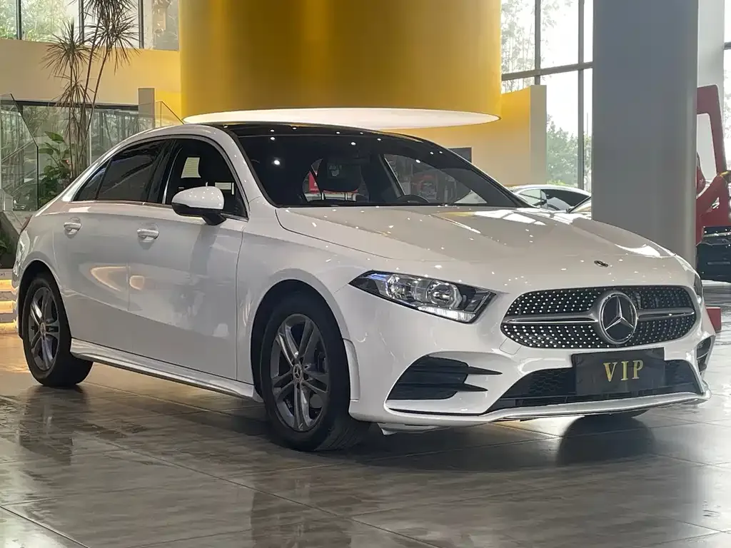 Mercedes-Benz A-Class — фото 7
