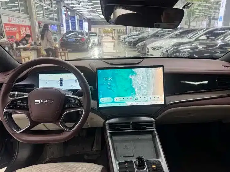 BYD Seal — фото 2
