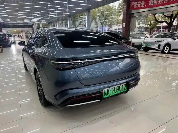 BYD Seal — фото 9
