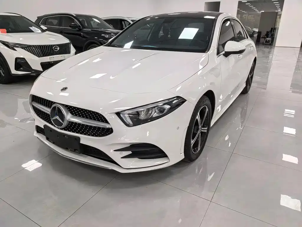 Mercedes-Benz A-Class — фото 1