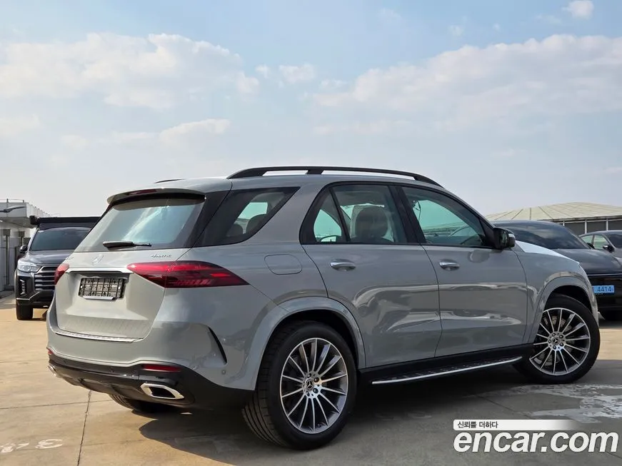 Mercedes-Benz GLE-Class — фото 5