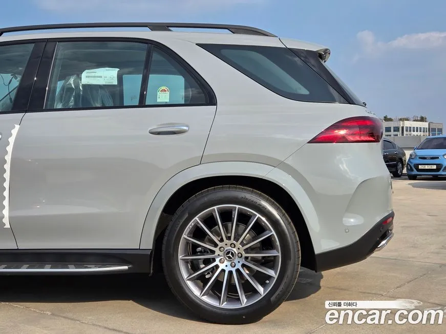 Mercedes-Benz GLE-Class — фото 4