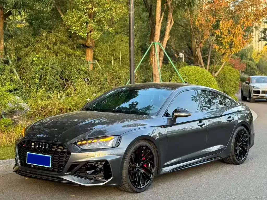 Audi RS 5 — фото 1