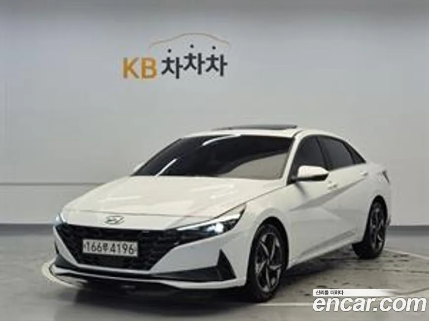 Hyundai AVANTE — фото 1