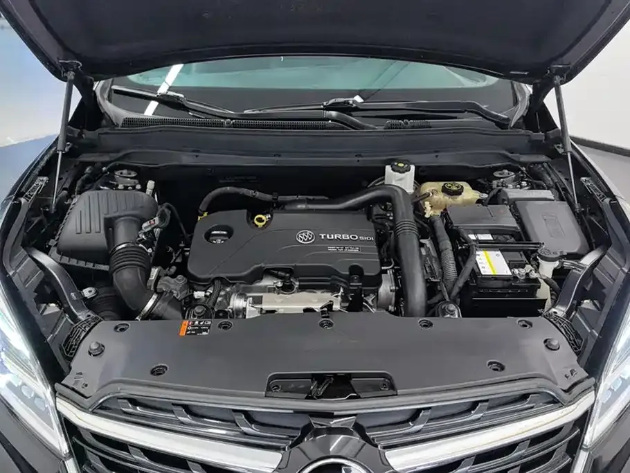 Buick Envision Plus — фото 6