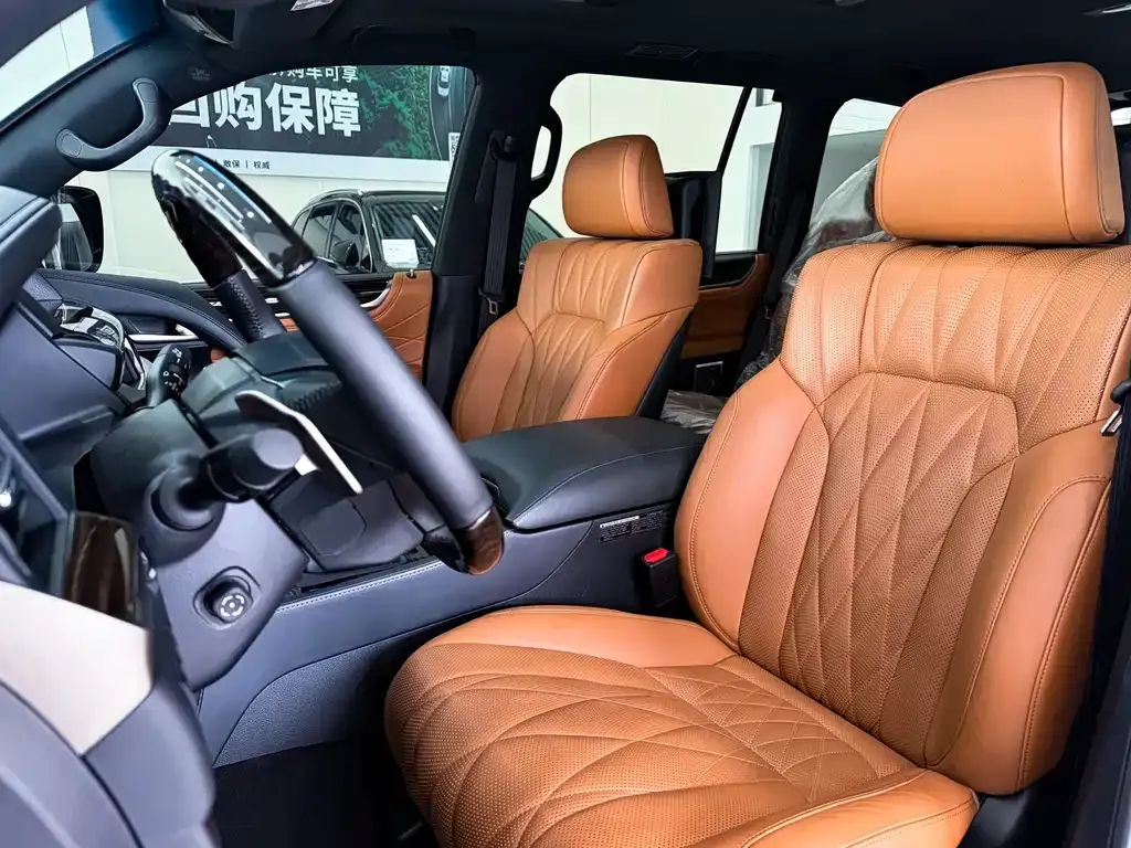 Lexus LX — фото 6