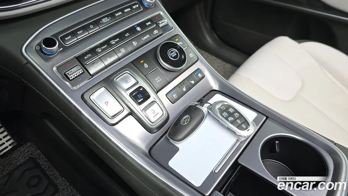 Hyundai Santafe — фото 9