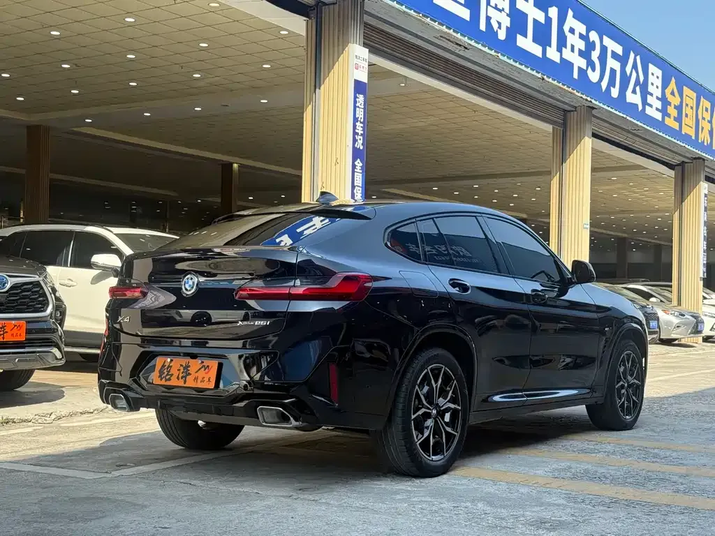 BMW X4 — фото 4