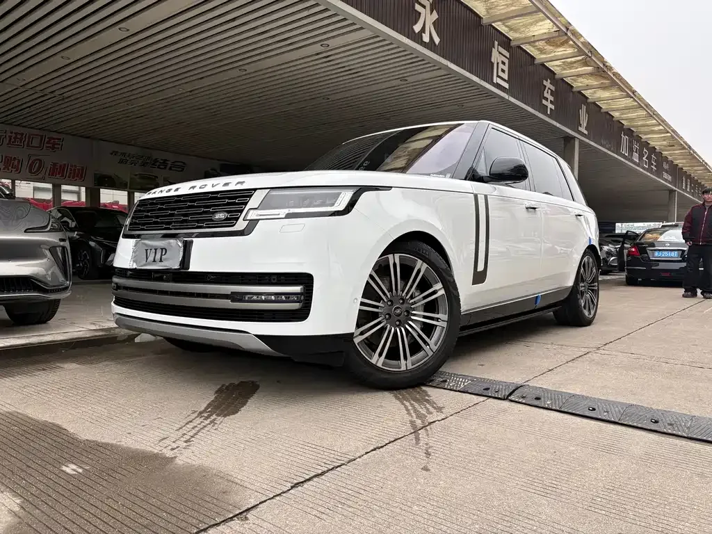 Land Rover Range Rover — фото 1