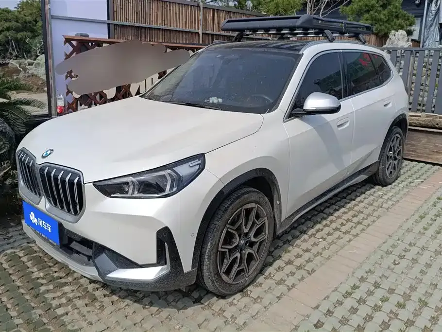BMW X1 — фото 1