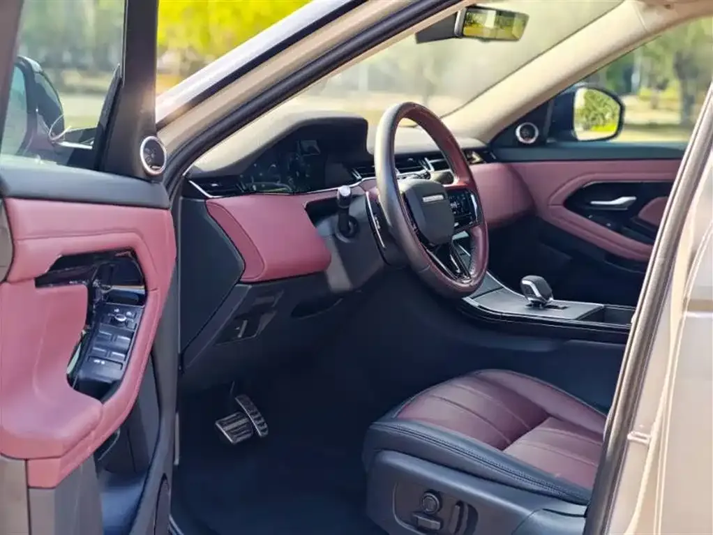 Land Rover Evoque — фото 5
