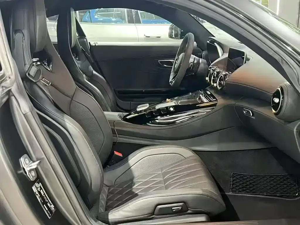 Mercedes-Benz AMG GT — фото 3