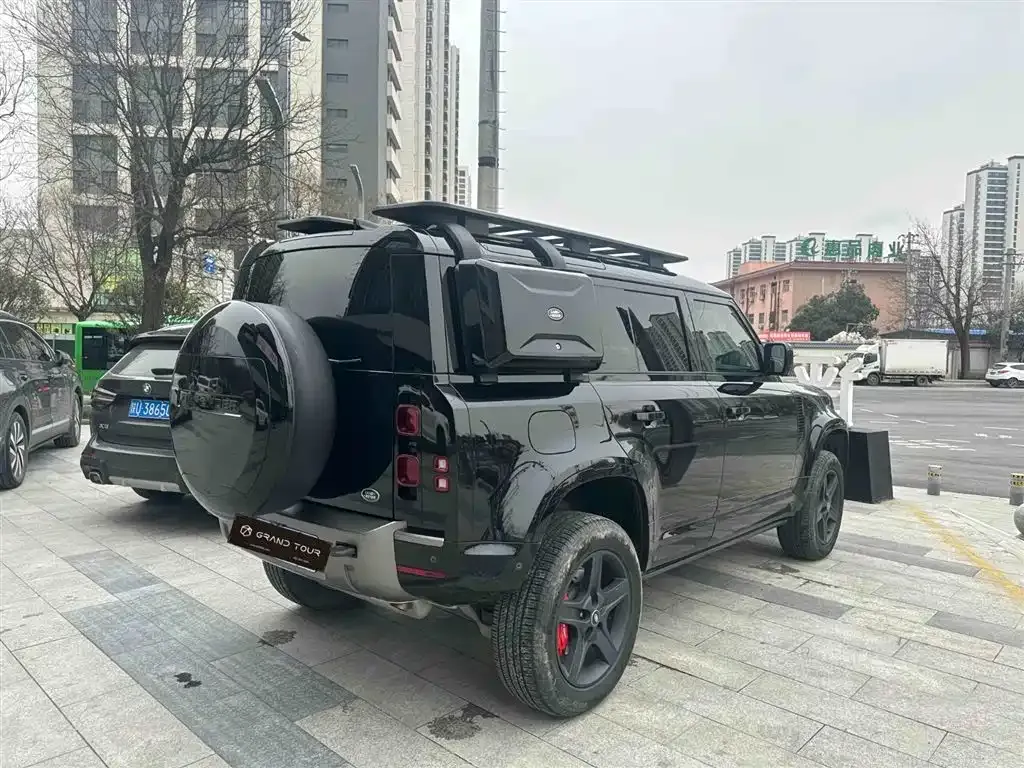 Land Rover Defender — фото 6