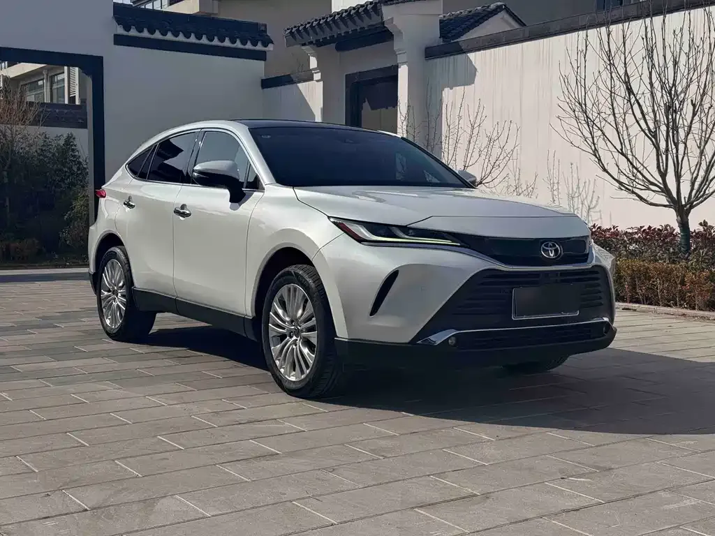 Toyota Harrier — фото 8
