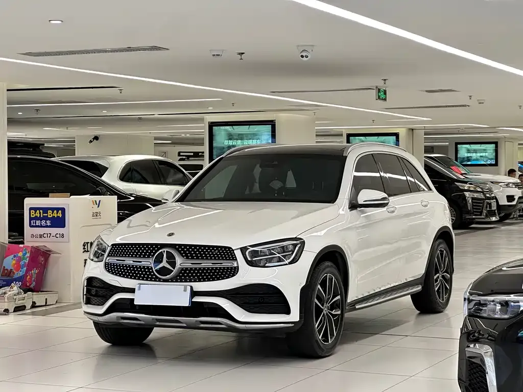 Mercedes-Benz GLC — фото 1