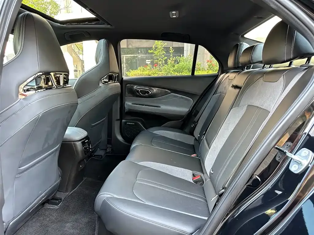 GAC Motor Shadow Leopard — фото 5