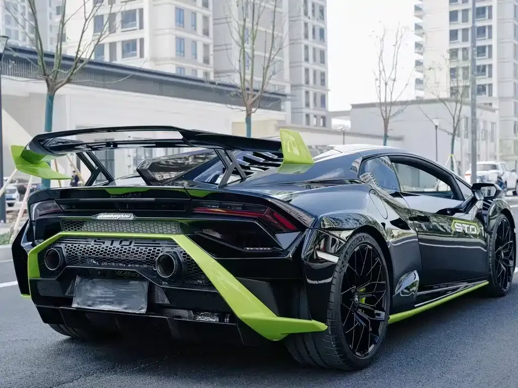Lamborghini Huracan — фото 9
