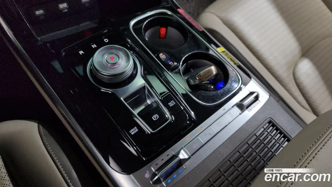 Kia Carnival — фото 10