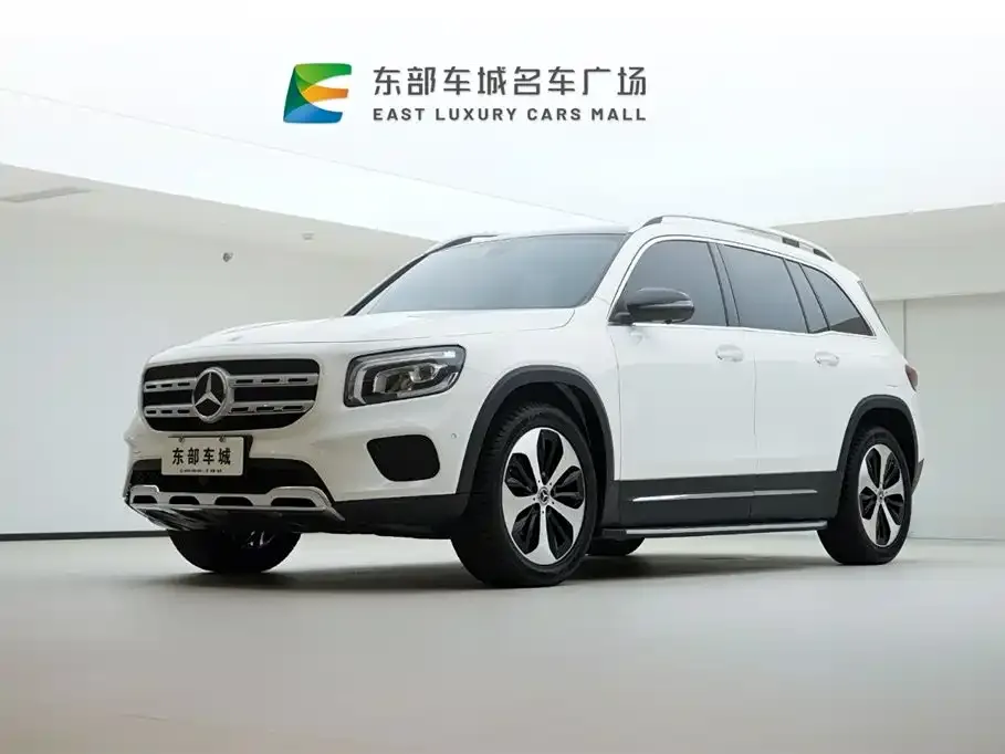 Mercedes-Benz GLB — фото 1