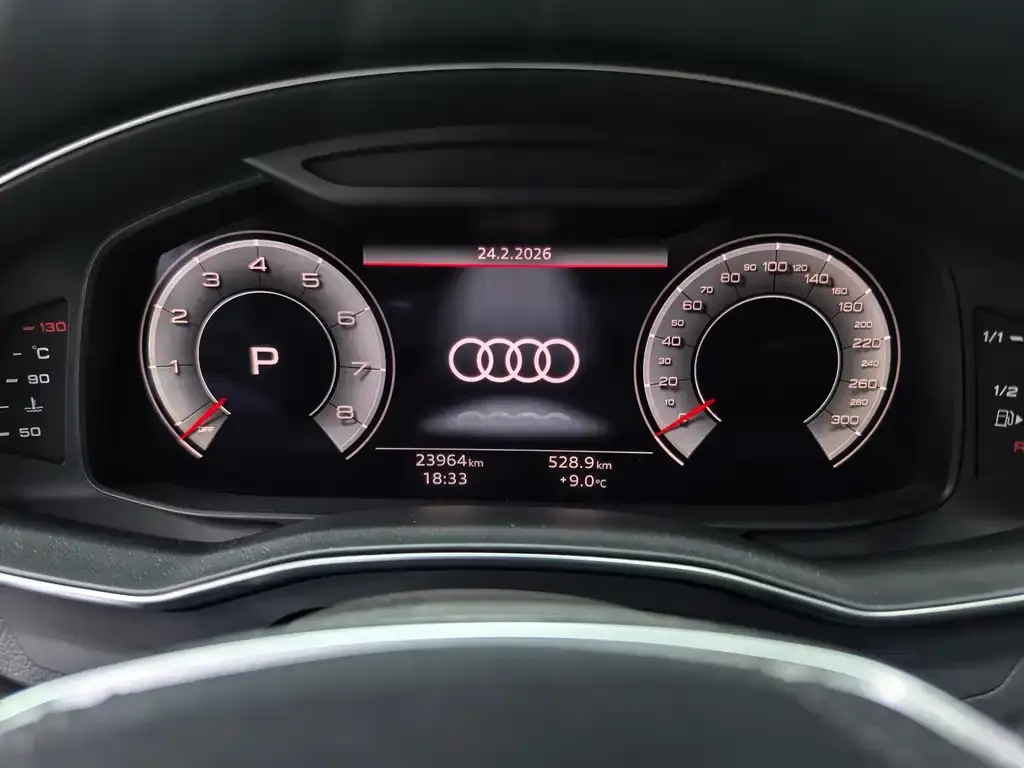 Audi A6L — фото 2