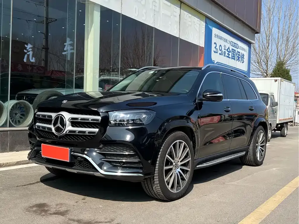 Mercedes-Benz GLS — фото 1