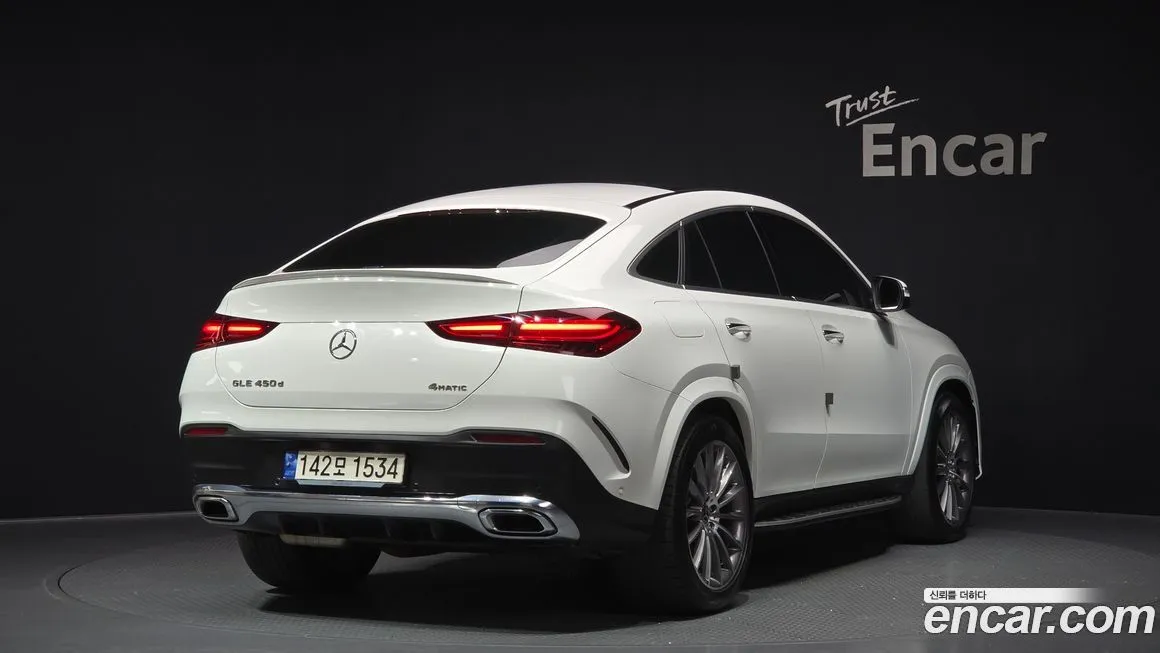 Mercedes-Benz GLE-Class — фото 7