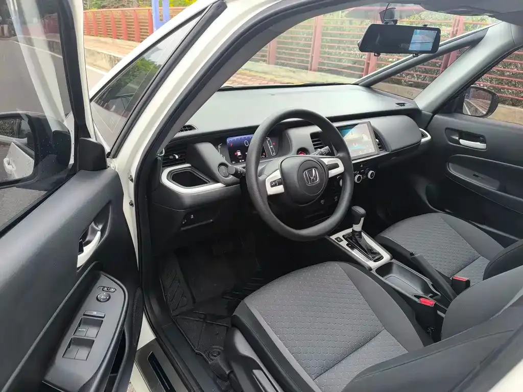 Honda Fit — фото 3