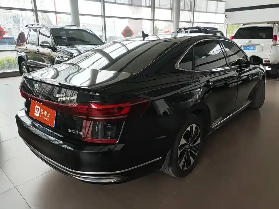 Volkswagen Passat — фото 4