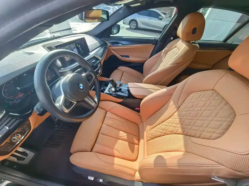 BMW 5 Series (Import) — фото 10