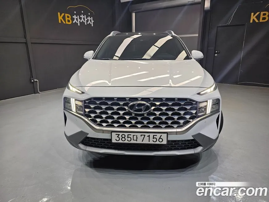 Hyundai Santafe — фото 1