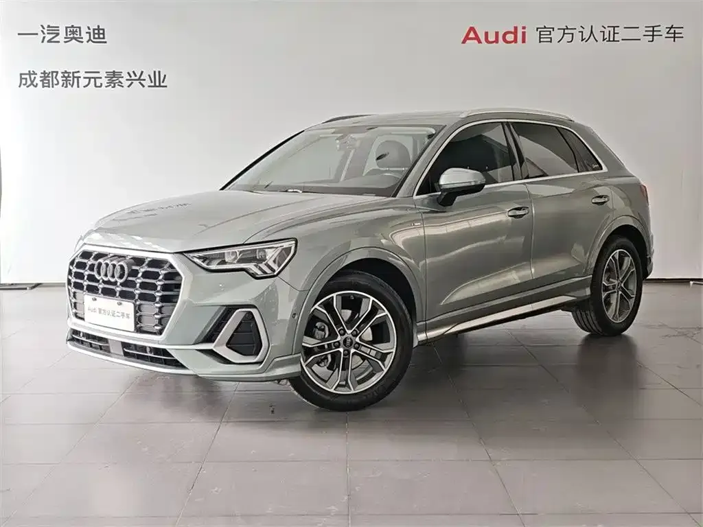 Audi Q3 — фото 1