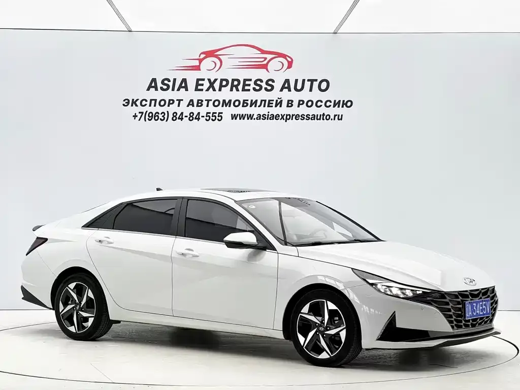 Hyundai Elantra — фото 5
