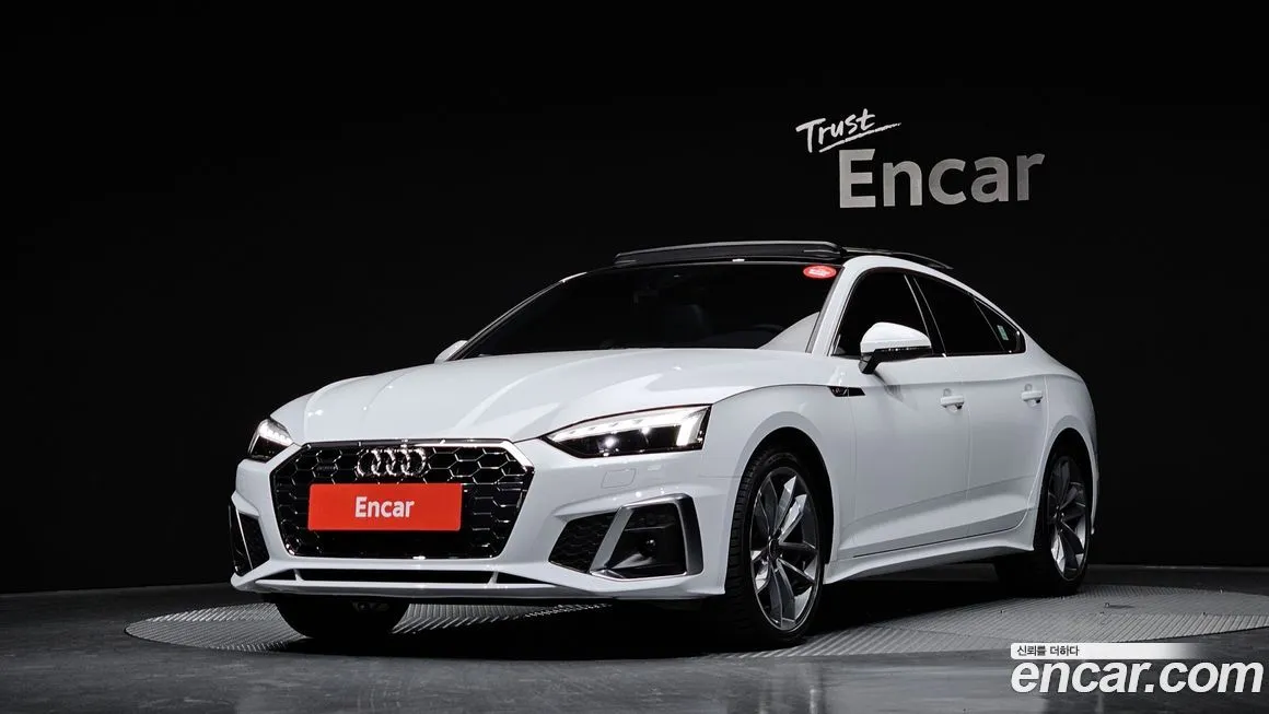 Audi A5 — фото 1