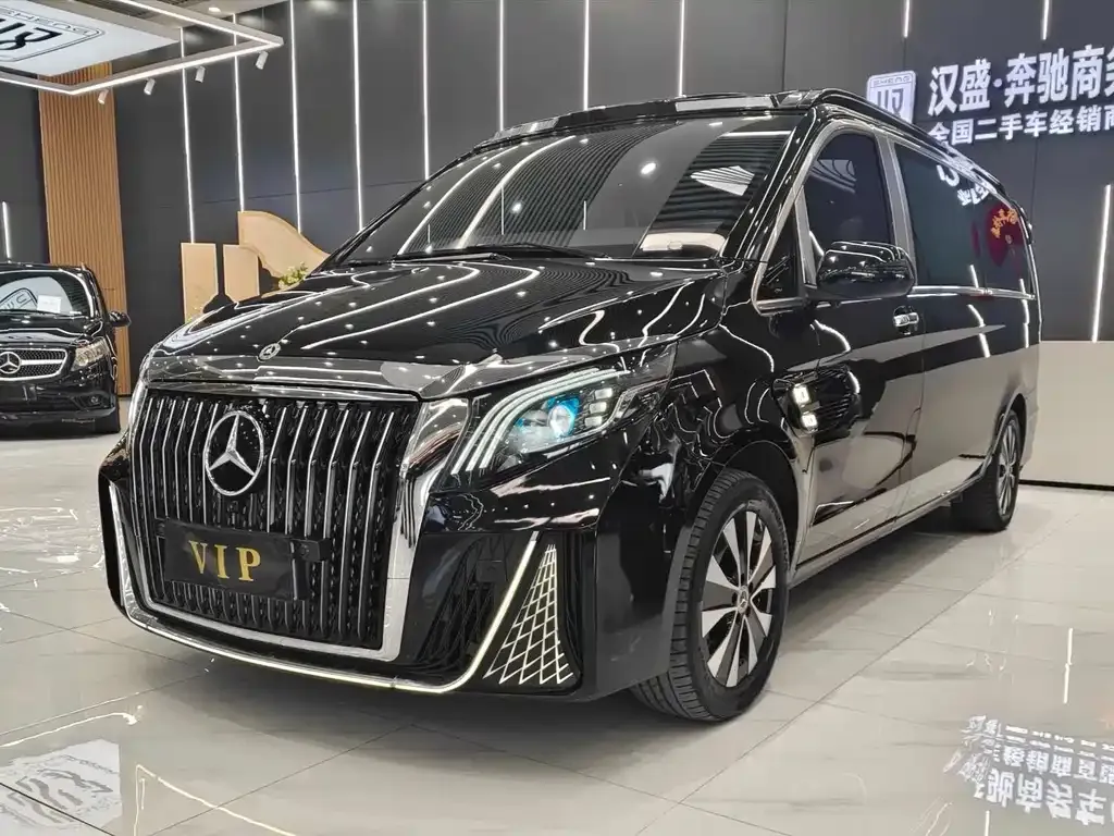 Mercedes-Benz Vito — фото 1