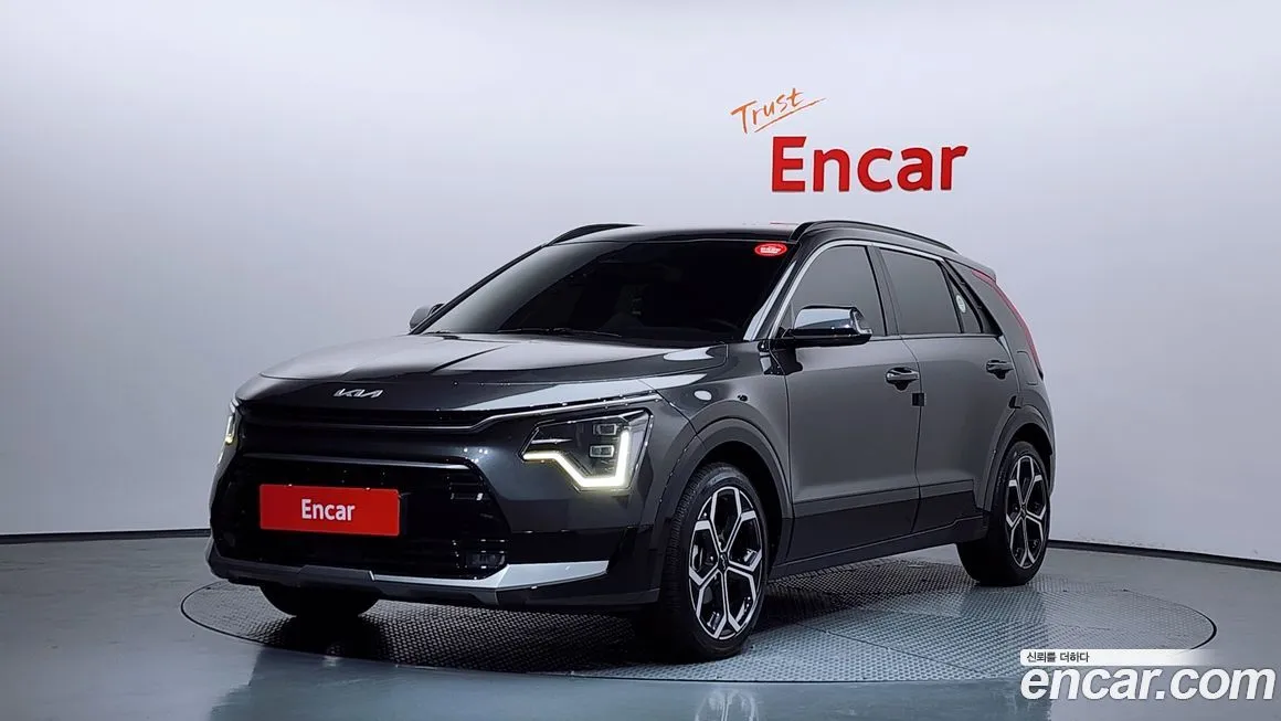 Kia Niro — фото 1