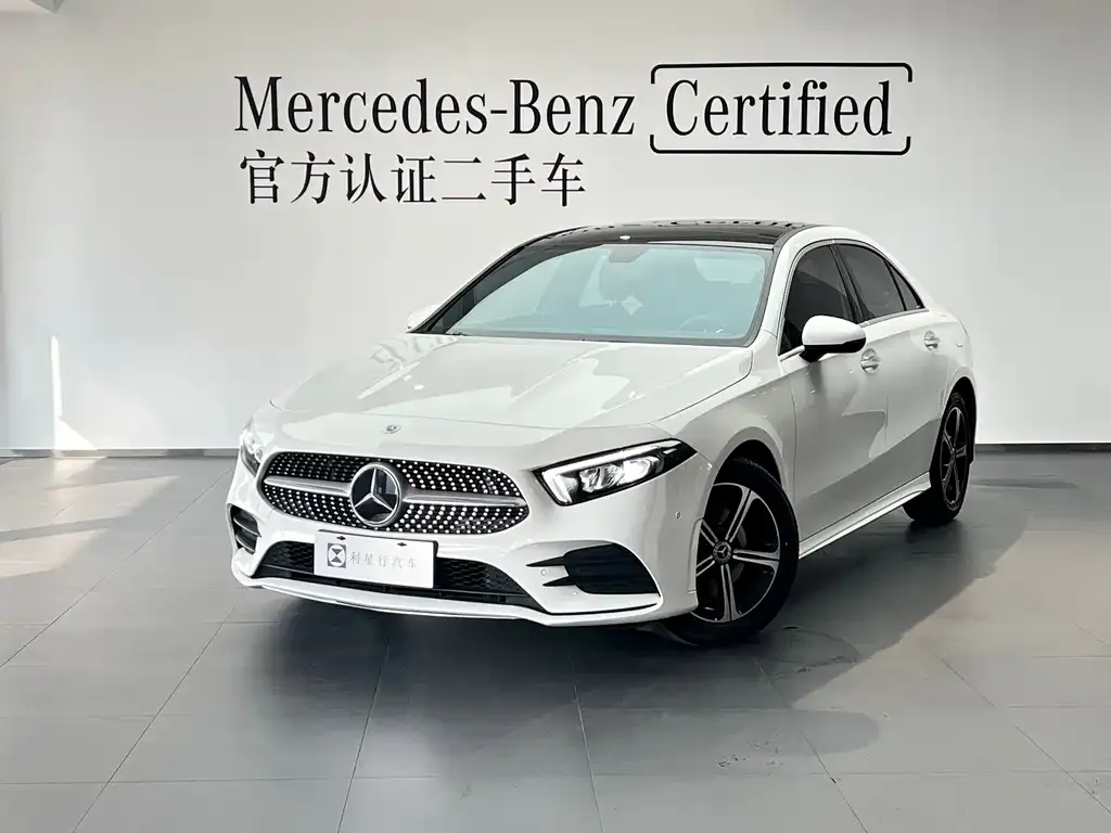Mercedes-Benz A-Class — фото 1