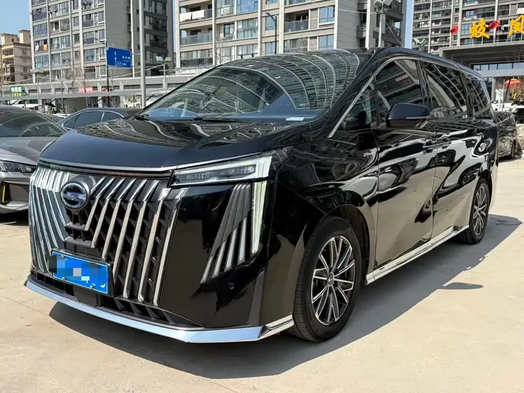 GAC Motor Trumpchi M8 — фото 1