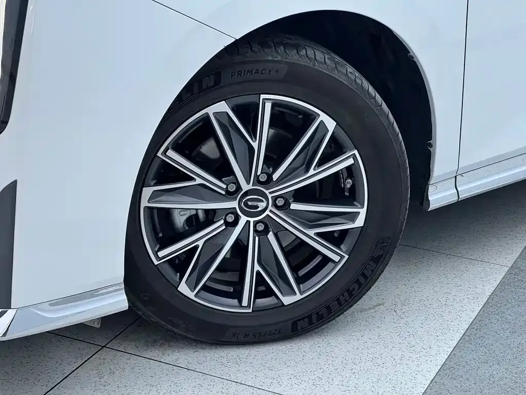 GAC Motor Trumpchi M8 — фото 10