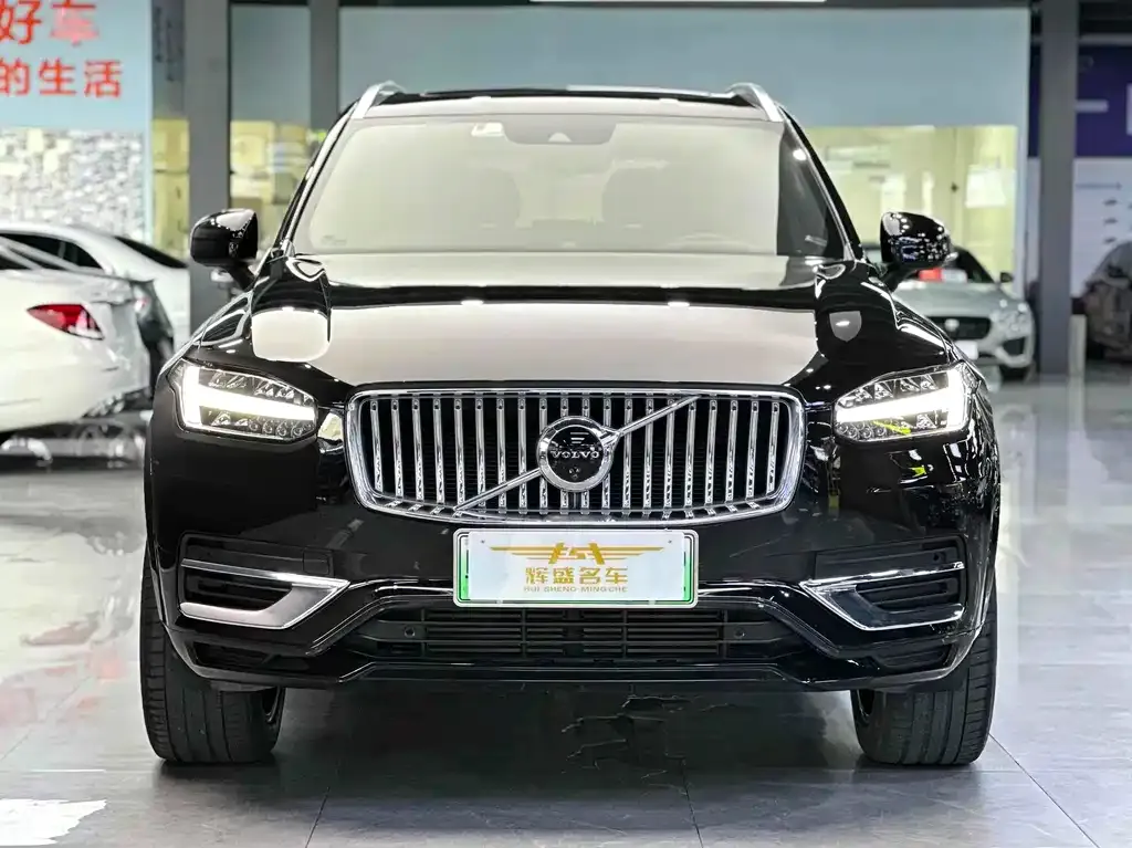 Volvo XC90 PHEV — фото 3