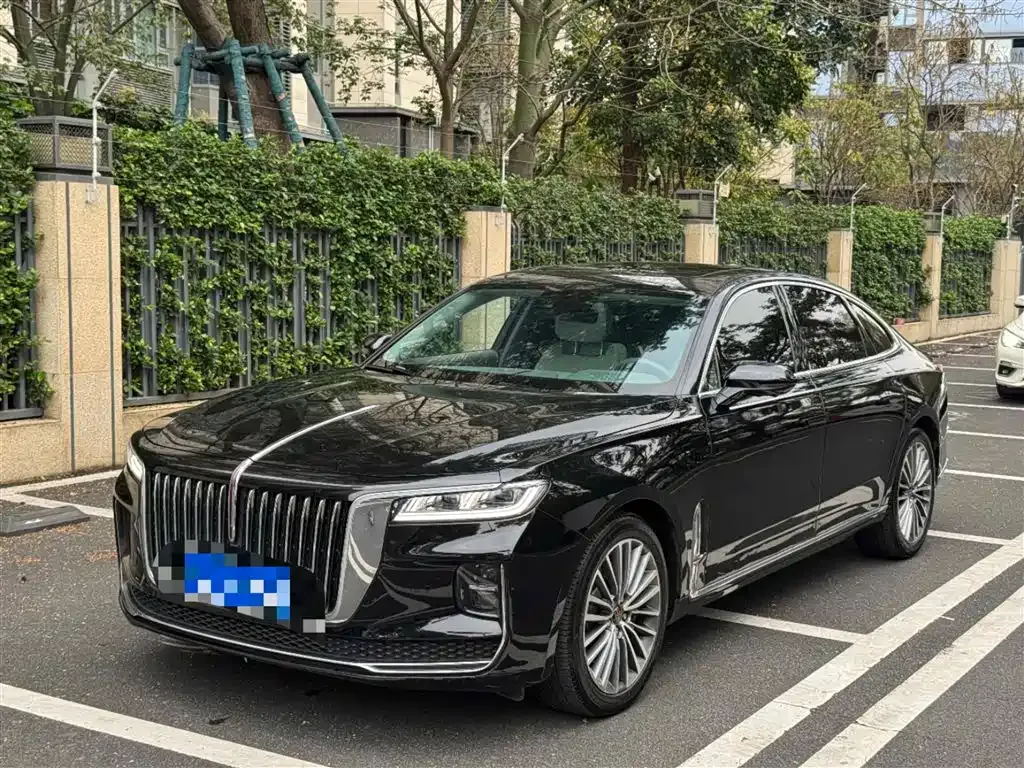 Hongqi H9 — фото 10