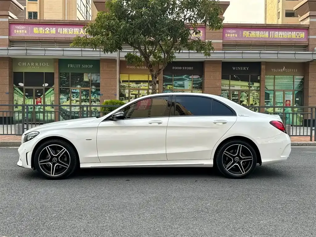 Mercedes-Benz C-Class — фото 6