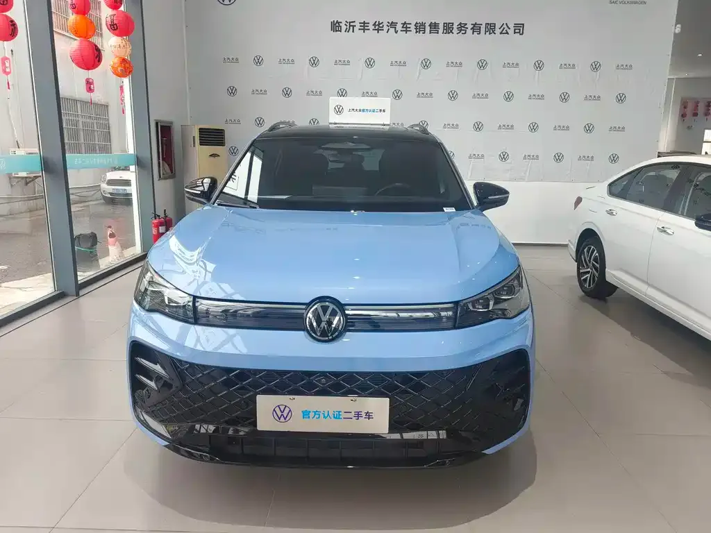 Volkswagen Tiguan L — фото 5