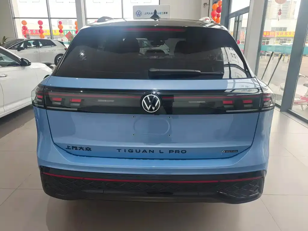 Volkswagen Tiguan L — фото 3