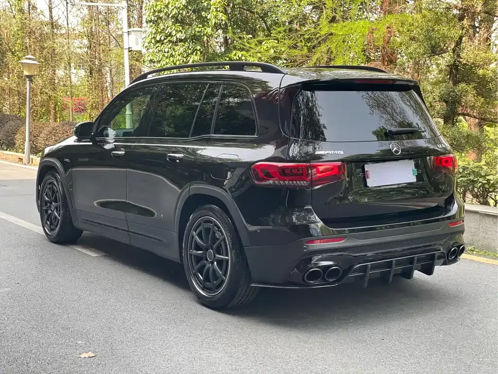 Mercedes-Benz GLB AMG — фото 5