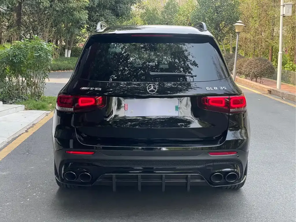 Mercedes-Benz GLB AMG — фото 7