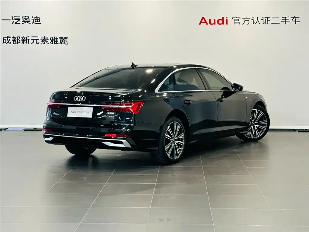 Audi A6L — фото 2