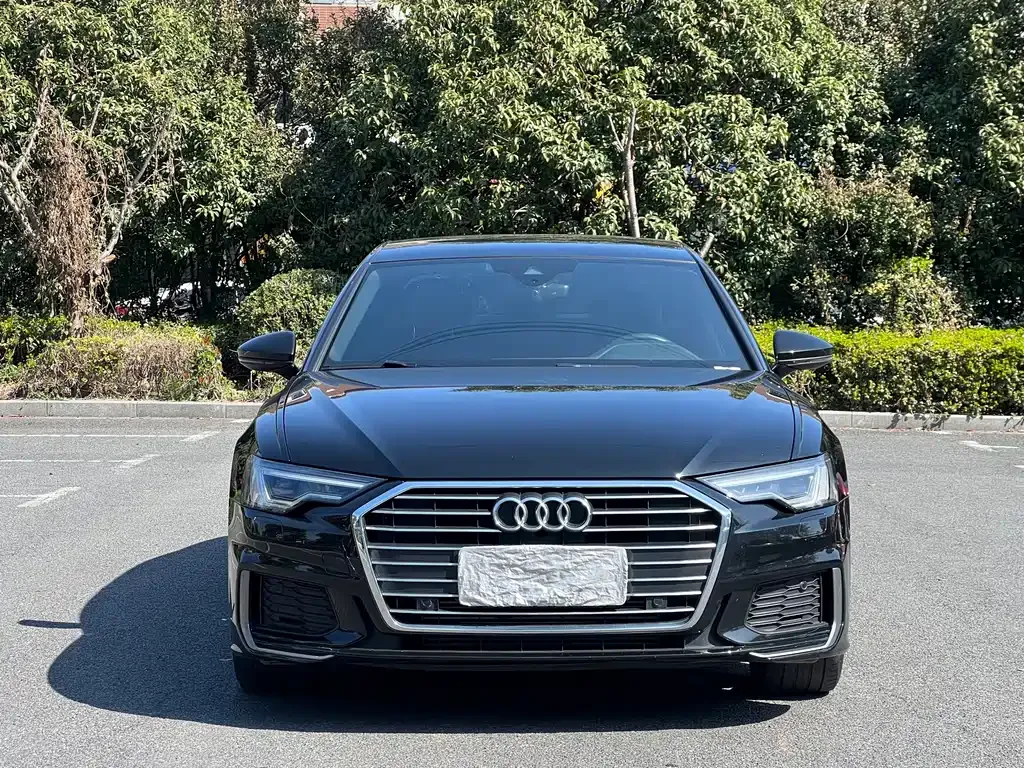Audi A6L — фото 8